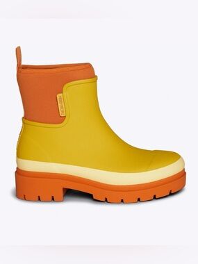 NWOB Merry People Tully Ankle Boot Sunshine & Orange Rainboot 8 (retired)